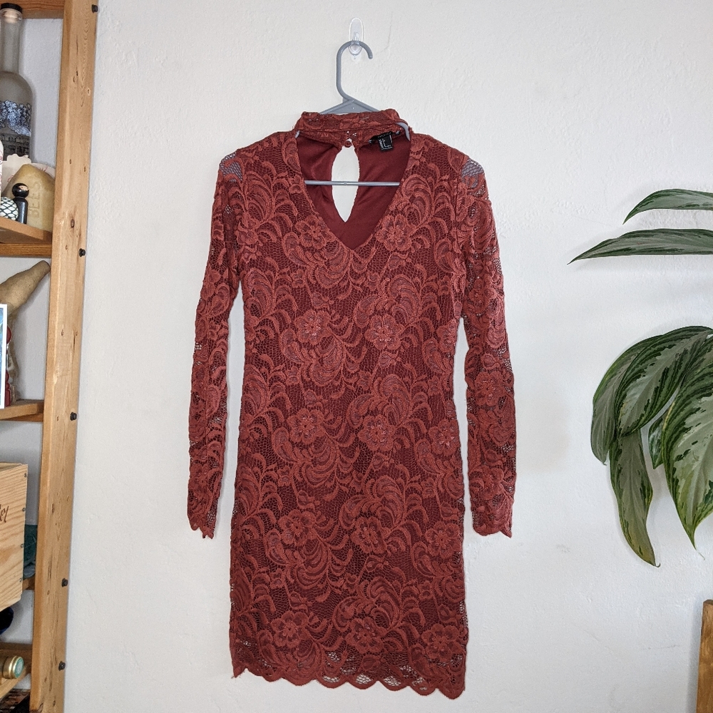 Rust Orange Lace Dress 💃
